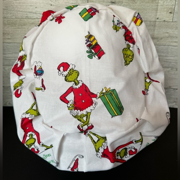 The Grinch Euro Scrub Cap - Picture 1 of 2